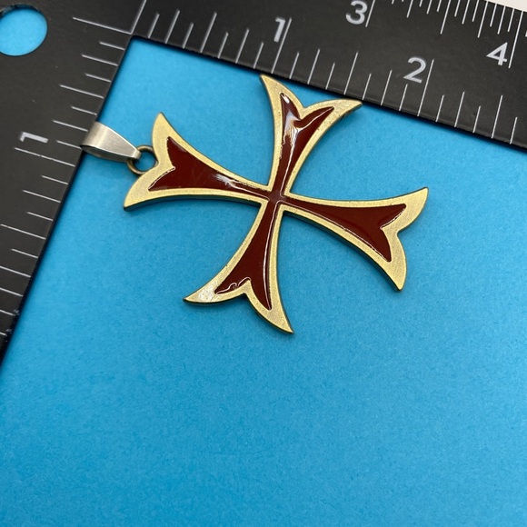 Knight's Templar Red Cross Pewter & Black Silver Cross Pendants - Picture 4 of 8